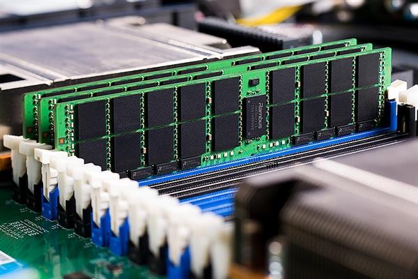 三星電子展示64GB的DDR4內存，稱未來可做到單條256GB