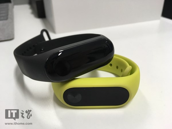 首發(fā)小米手環(huán)3評(píng)測(cè) 169元的小米手環(huán)3值得買嗎？