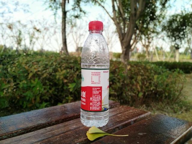 榮耀8X MAX和小米MAX3哪個好？小米max3對比8x max區別