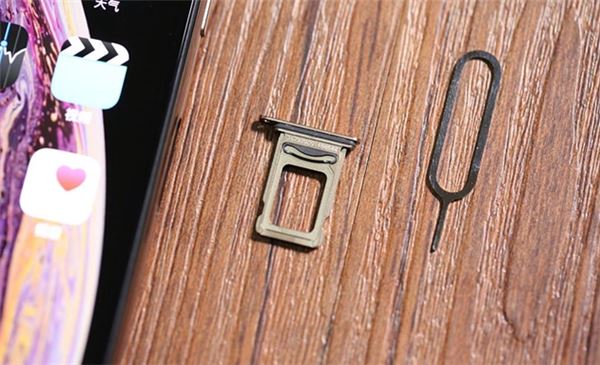 iphone XS max怎么裝卡/插卡？iphone XS max安裝SIM卡教程