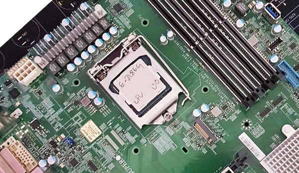 升級8核！兩款Intel Xeon E-2100處理器工程片現身