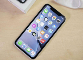 蘋果iPhone XR一夜之間跌至“白菜價”，網(wǎng)友：后悔買早了