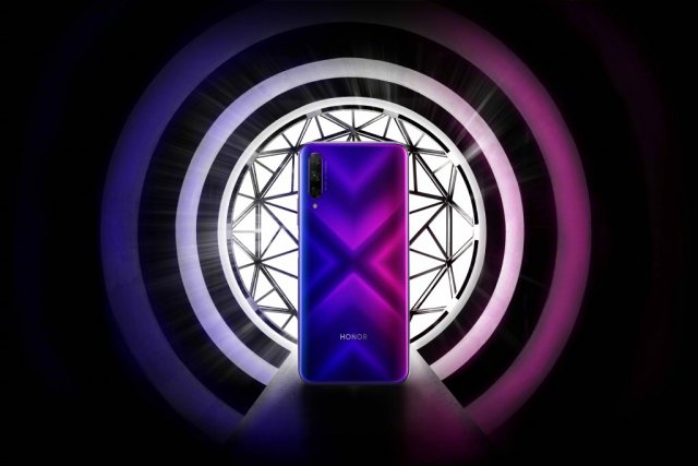 榮耀9X即將正式發布：后置三攝，升降設計，或將采用側邊指紋！