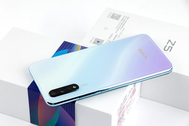 vivo Z5正式開售，1500元到2000元價位段擁有極強(qiáng)的競爭力